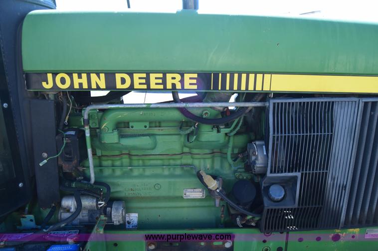 image for item J6613 1990 John Deere 2955 tractor