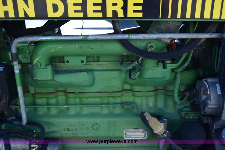 image for item J6613 1990 John Deere 2955 tractor