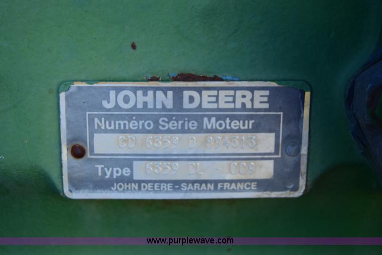 image for item J6613 1990 John Deere 2955 tractor