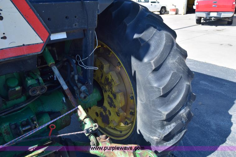 image for item J6613 1990 John Deere 2955 tractor