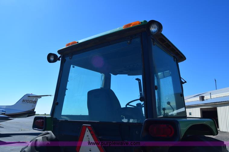 image for item J6613 1990 John Deere 2955 tractor