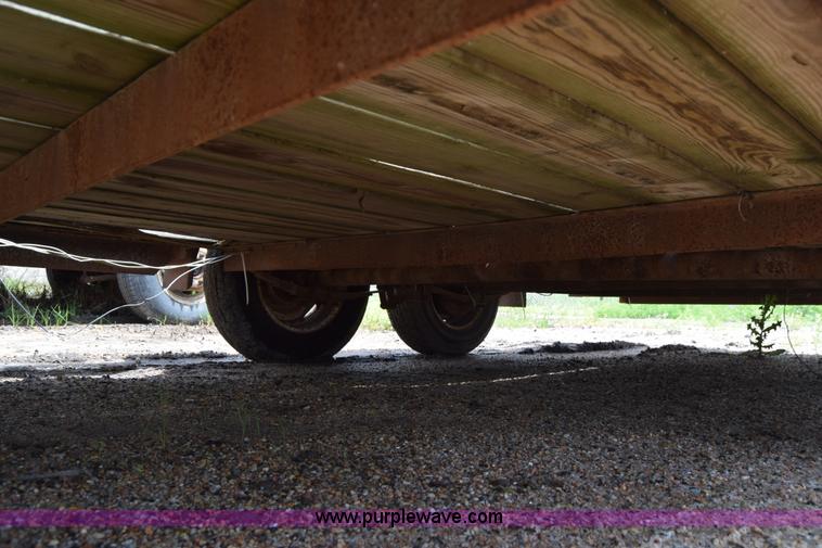 image for item J6635 1999 Utility trailer