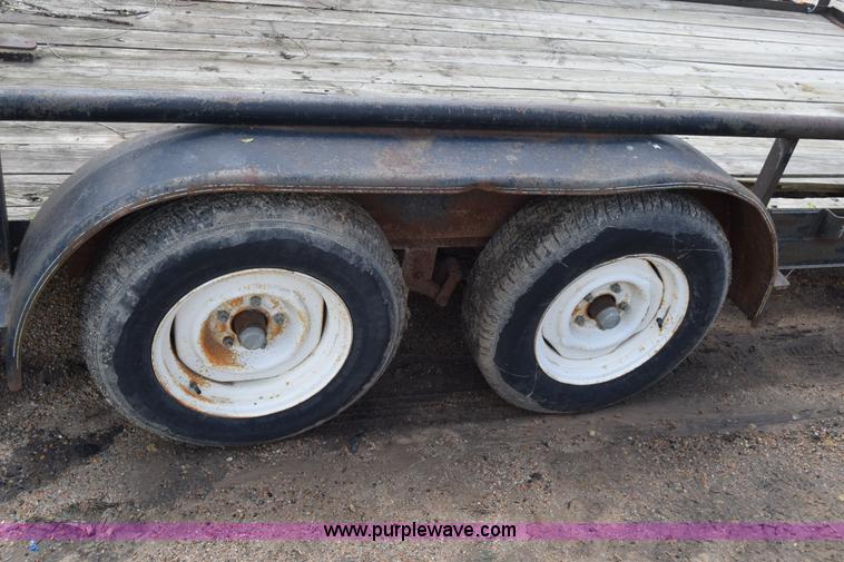 image for item J6635 1999 Utility trailer