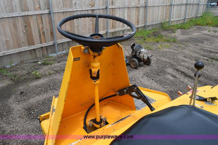 image for item J6637 Compac T175V double drum vibratory roller