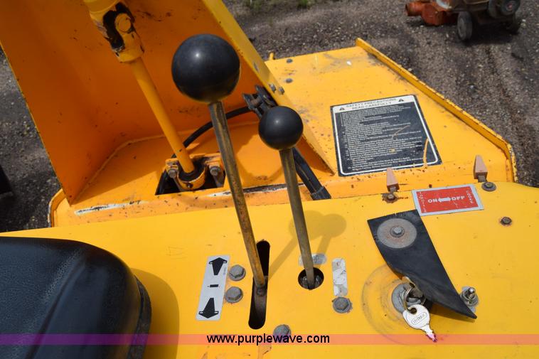 image for item J6637 Compac T175V double drum vibratory roller