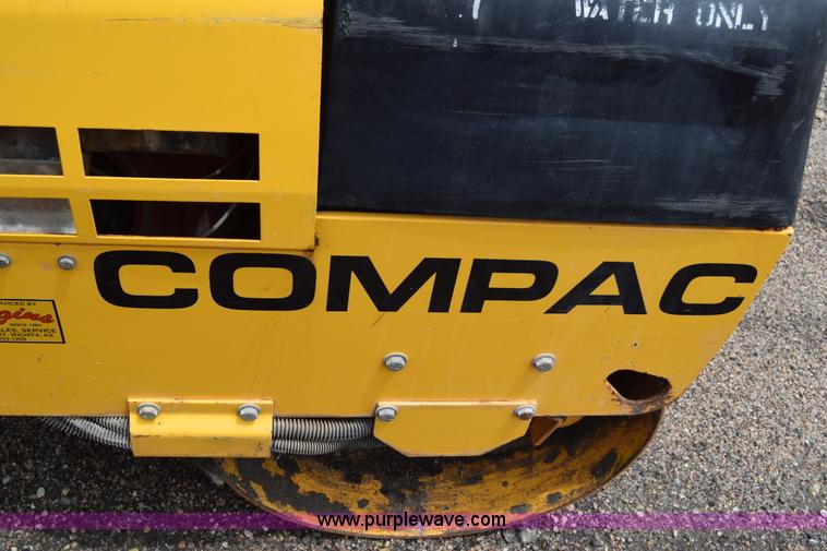 image for item J6637 Compac T175V double drum vibratory roller