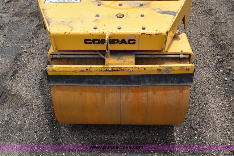 image for item J6637 Compac T175V double drum vibratory roller