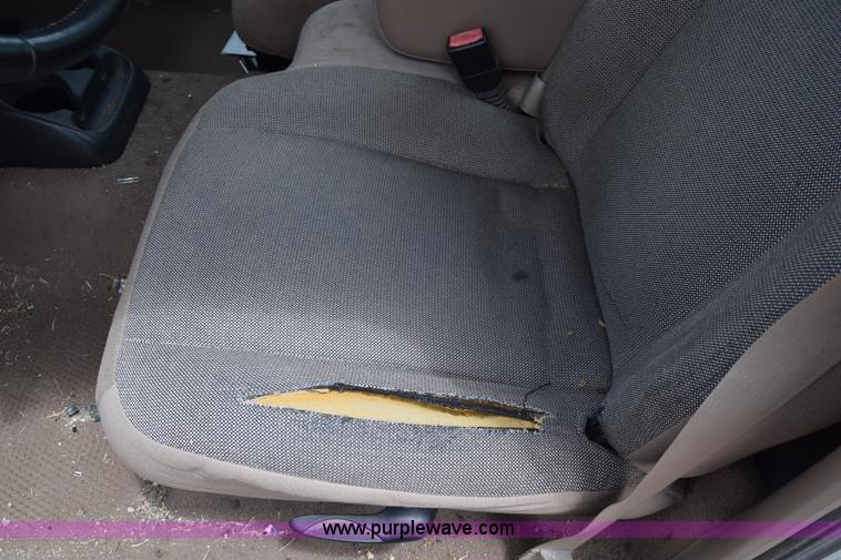 image for item J6639 2002 Ford Ranger pickup truck