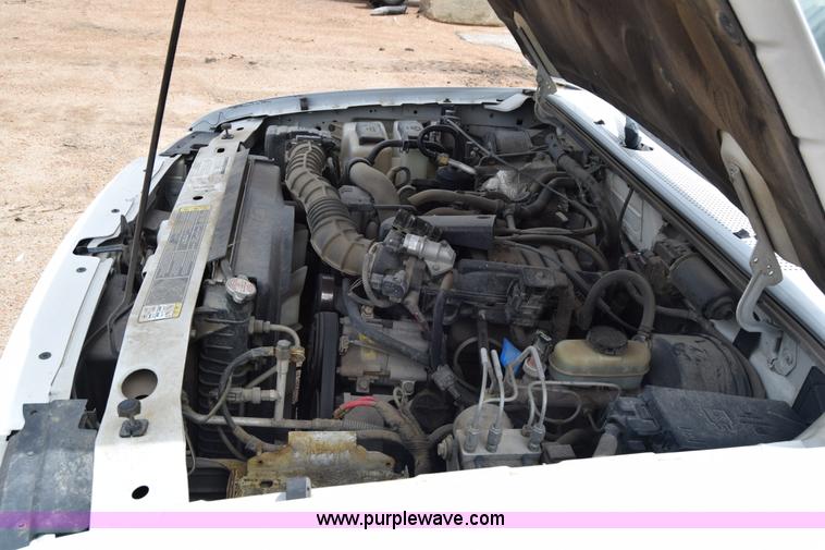 image for item J6639 2002 Ford Ranger pickup truck