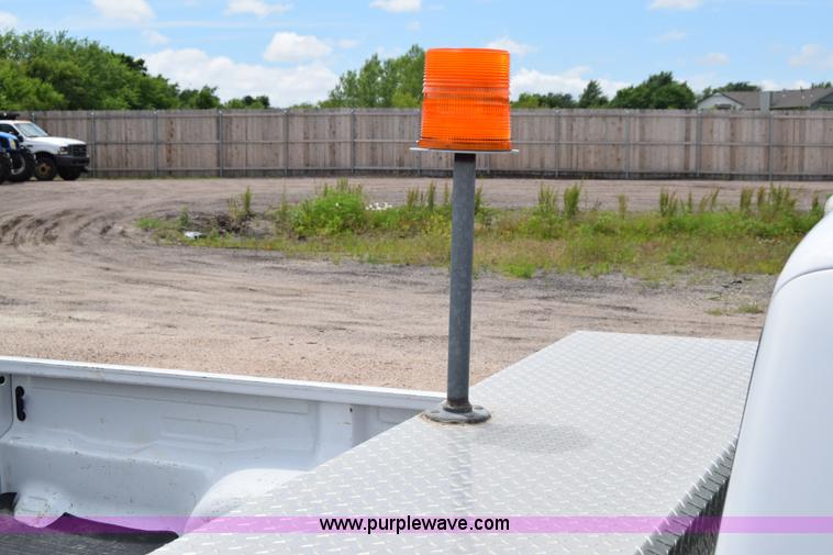 image for item J6639 2002 Ford Ranger pickup truck