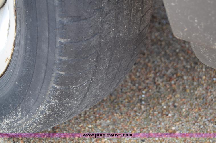 image for item J6639 2002 Ford Ranger pickup truck