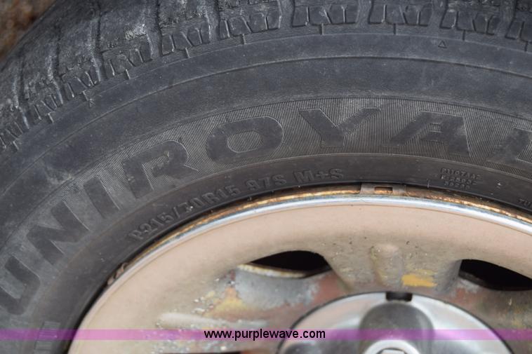 image for item J6639 2002 Ford Ranger pickup truck