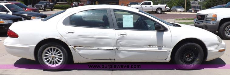 image for item K3971 2000 Chrylser Concorde