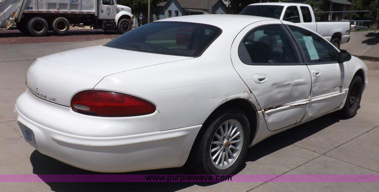 image for item K3971 2000 Chrylser Concorde