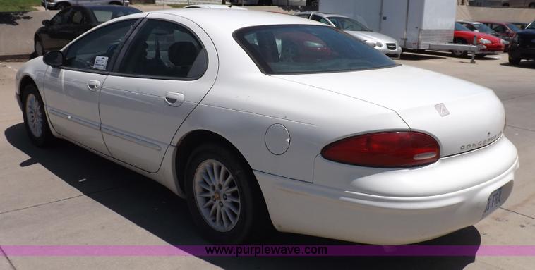 image for item K3971 2000 Chrylser Concorde