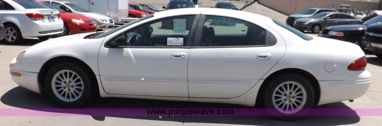 image for item K3971 2000 Chrylser Concorde