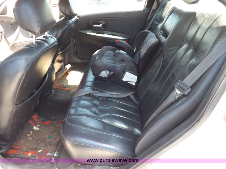 image for item K3971 2000 Chrylser Concorde