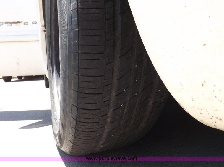 image for item K3971 2000 Chrylser Concorde