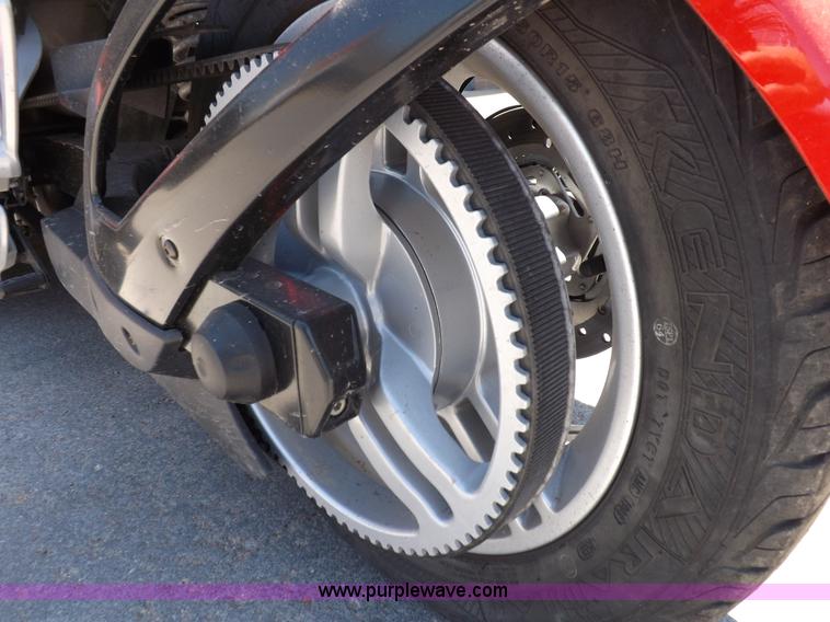 image for item K3972 2009 Can-am Spyder RT motorcycle