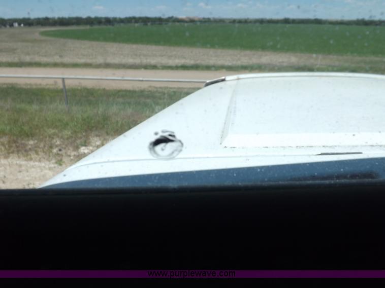 image for item K3987 1992 Freightliner FLD120 semi truck