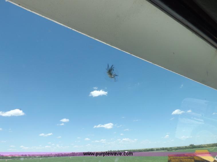 image for item K3988 1992 Freightliner FLD120 semi truck