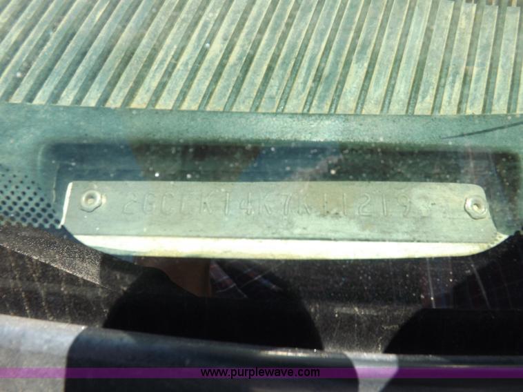 image for item K3989 1989 Chevrolet Cheyenne 1500 pickup truck