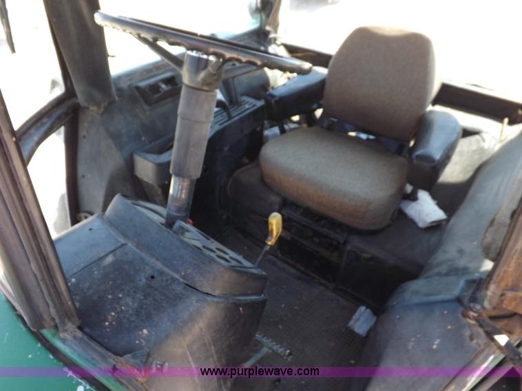 image for item K3990 1982 John Deere 4440 tractor