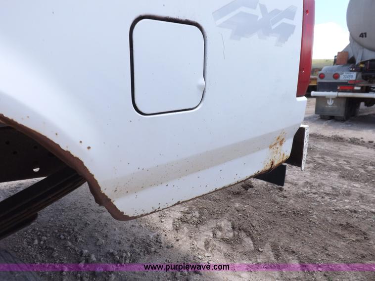 image for item K3992 1992 Ford F150 pickup truck