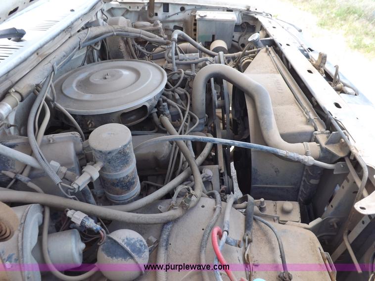 image for item K3993 1986 Ford F150 pickup truck