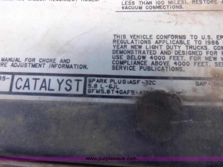 image for item K3993 1986 Ford F150 pickup truck