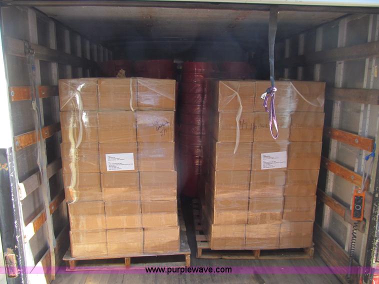 image for item K5664 1994 Ford F700 box truck