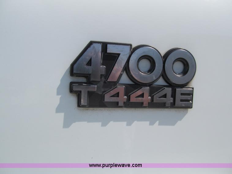 image for item K5665 1996 International 4700 box truck