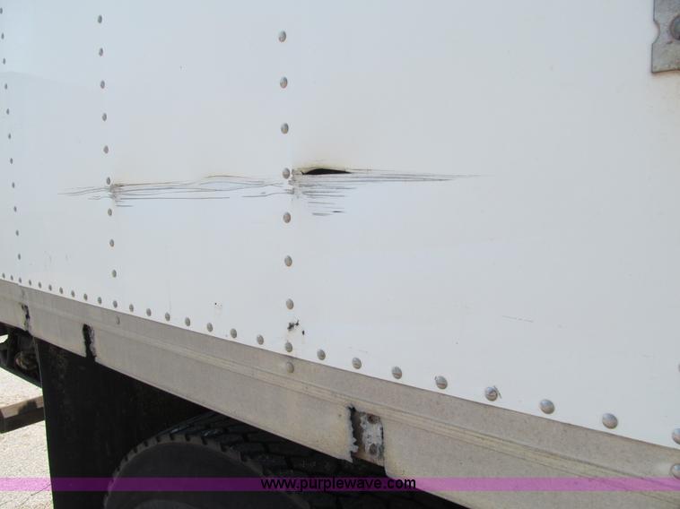 image for item K5665 1996 International 4700 box truck