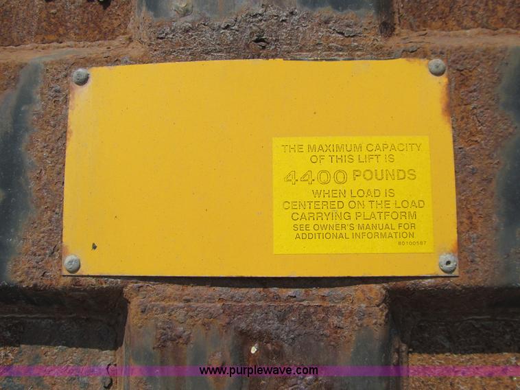 image for item K5665 1996 International 4700 box truck