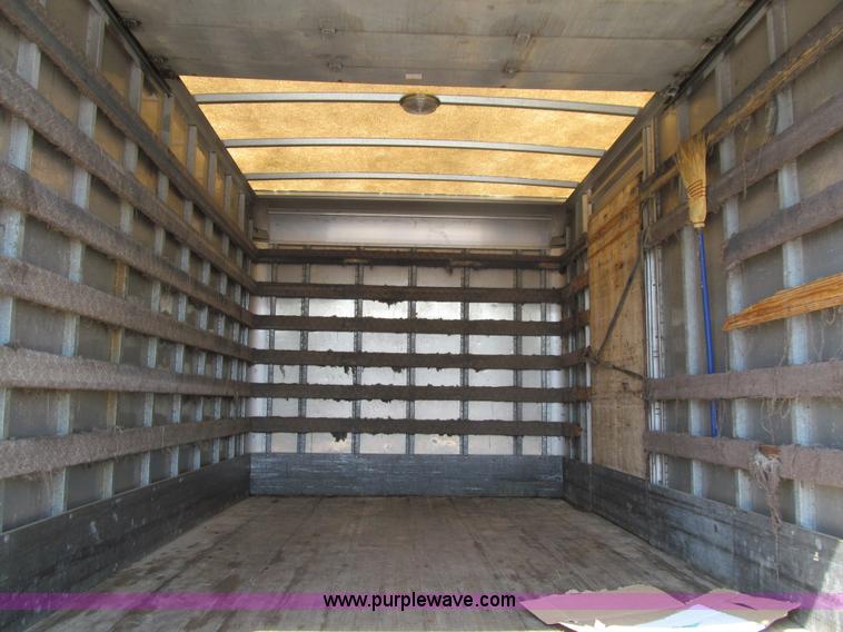 image for item K5665 1996 International 4700 box truck