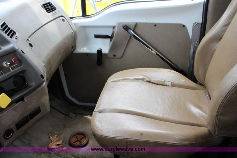 image for item K6002 2003 Sterling L7500 vacuum truck