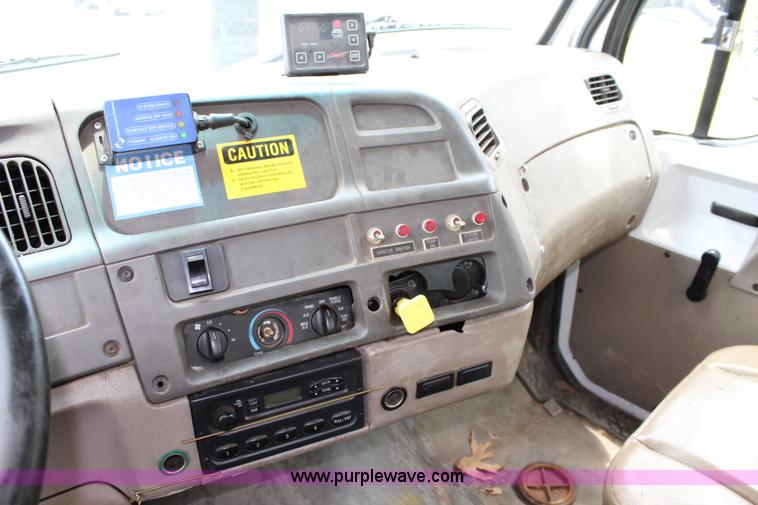 image for item K6002 2003 Sterling L7500 vacuum truck