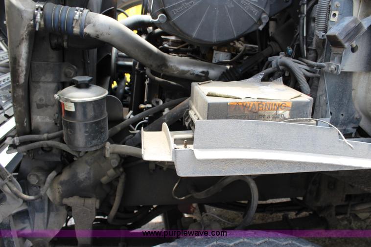 image for item K6002 2003 Sterling L7500 vacuum truck