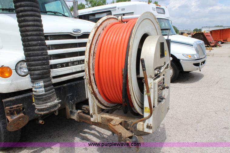 image for item K6002 2003 Sterling L7500 vacuum truck