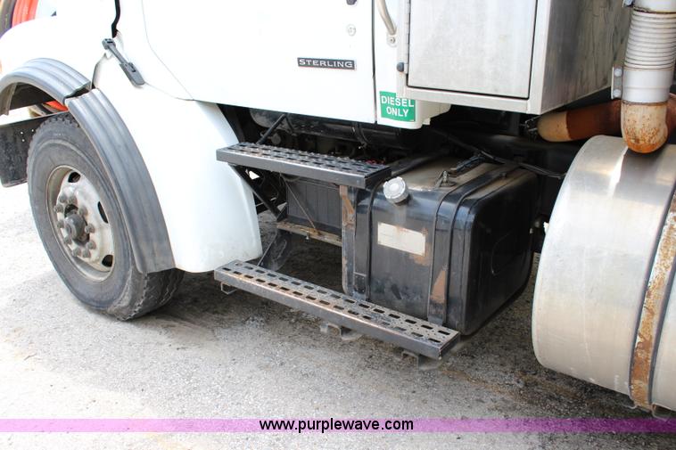 image for item K6002 2003 Sterling L7500 vacuum truck