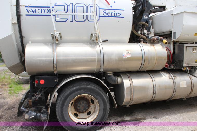 image for item K6002 2003 Sterling L7500 vacuum truck