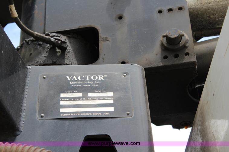 image for item K6002 2003 Sterling L7500 vacuum truck