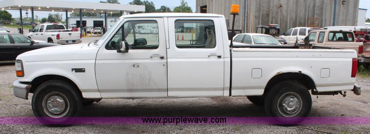 image for item K6004 1997 Ford F250 Crew Cab pickup truck