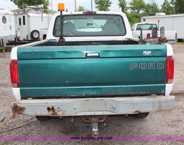 image for item K6004 1997 Ford F250 Crew Cab pickup truck
