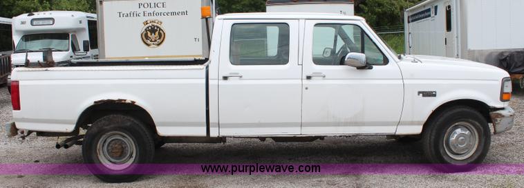 image for item K6004 1997 Ford F250 Crew Cab pickup truck