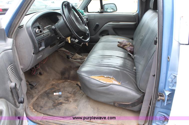 image for item K6004 1997 Ford F250 Crew Cab pickup truck