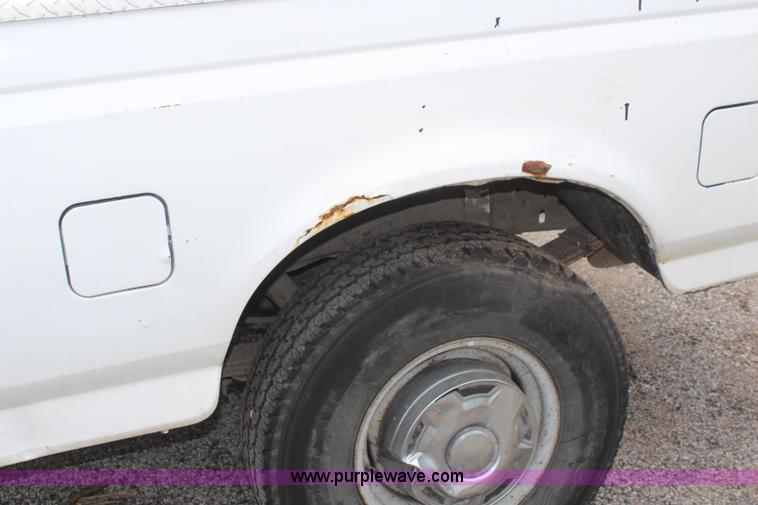 image for item K6004 1997 Ford F250 Crew Cab pickup truck