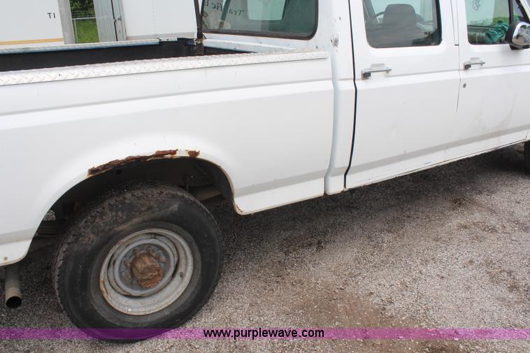 image for item K6004 1997 Ford F250 Crew Cab pickup truck
