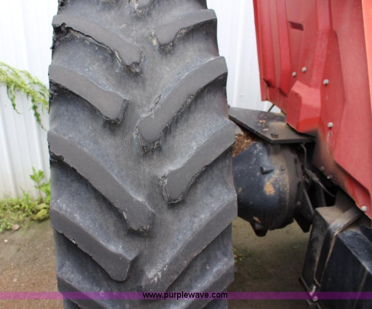 image for item K6009 1987 Case IH 1594 tractor