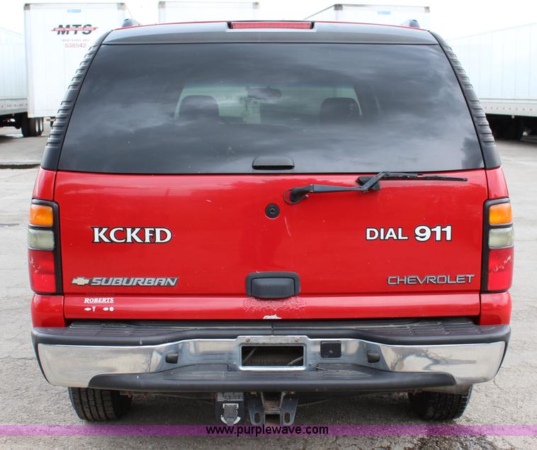 image for item K6934 2005 Chevrolet Suburban 2500 SUV